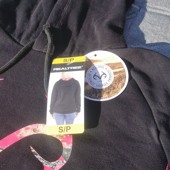 Real Tree Small S Realtree black pink camo New NWT hoodie sweatshirt - Picture 3 of 12